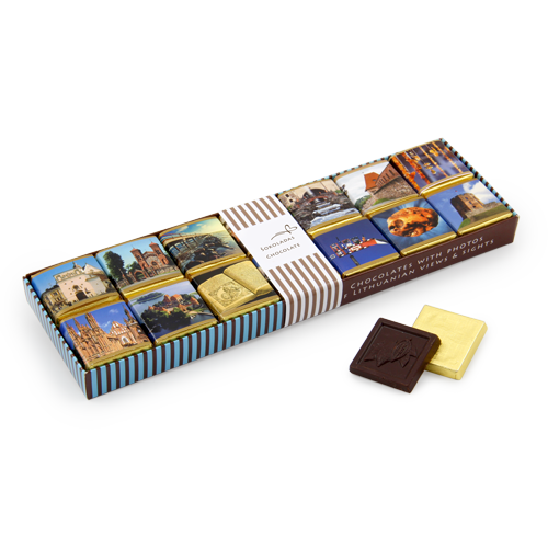 Illustrated chocolate set. The box with a transparent cover - white, 
striped or naturally brown. Excellent gift for friends and colleagues abroad. We put preordered company logo.
