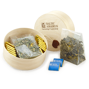 Tea in a wooden box | saldireklama.lt
