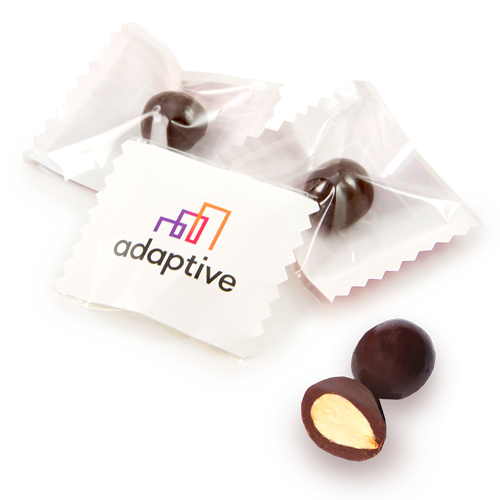 Various nuts in a package with a colorful logo. A delicious sweet surprise 
with a nutty dragee in chocolate is suitable for catering to customers, promotions and conferences. Attractive quantity-price ratio.