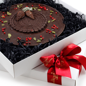 Didelis puoštas šokoladas su vaisiais ir riešutais | ŠVENTINIS TORTAS | dėžutėje su logotipu | saldireklama.lt