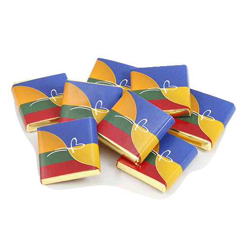 Maži šokoladukai su Lietuvos ir Ukrainos simbolika. Pagal specialų užsakymą 
ant valstybinių vėliavų spalvomis puoštu šokoladukų etikečių galime 
uždėti renginio pavadinimą, įmonės logotipą arba padėkos žodžius.