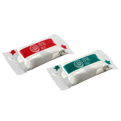 Vaflinis saldainis su riešutiniu įdaru reklaminėje pakuotėje „flow pack“.  Saldainius galima užsakyti fasuotus į maišelius po 8-10 vnt. su priderintos spalvos kaspinėliu.
 