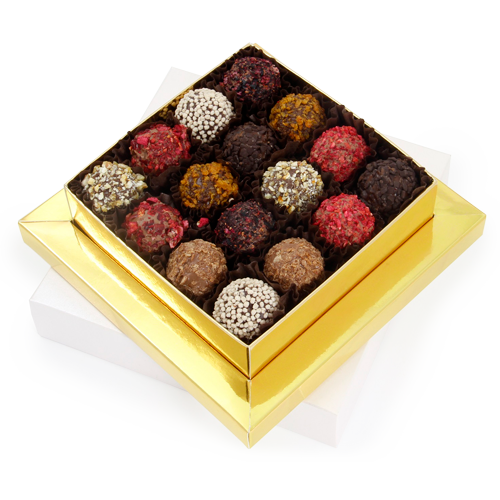 Šokoladiniai triufeliai elegantiškoje verslo klasės dėžutėje su logotipu. 
Dugnelis auksinis, sidabrinis arba priderintas prie viršelio spalvos.
Logotipas ant viršelio, ant atviruko arba ant pasirinktos spalvos juostelės.
