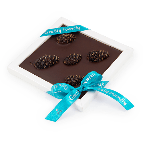 Dark chocolate bar decorated with pine cones soaked in honey syrup. A healthy 
and festive business souvenir. We will put your logo on a chosen color ribbon or print it on the sleeve or label.