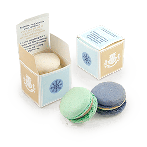 Sausainiai makarunai | KUBAS MINI | dėžutė su logo | saldireklama.lt